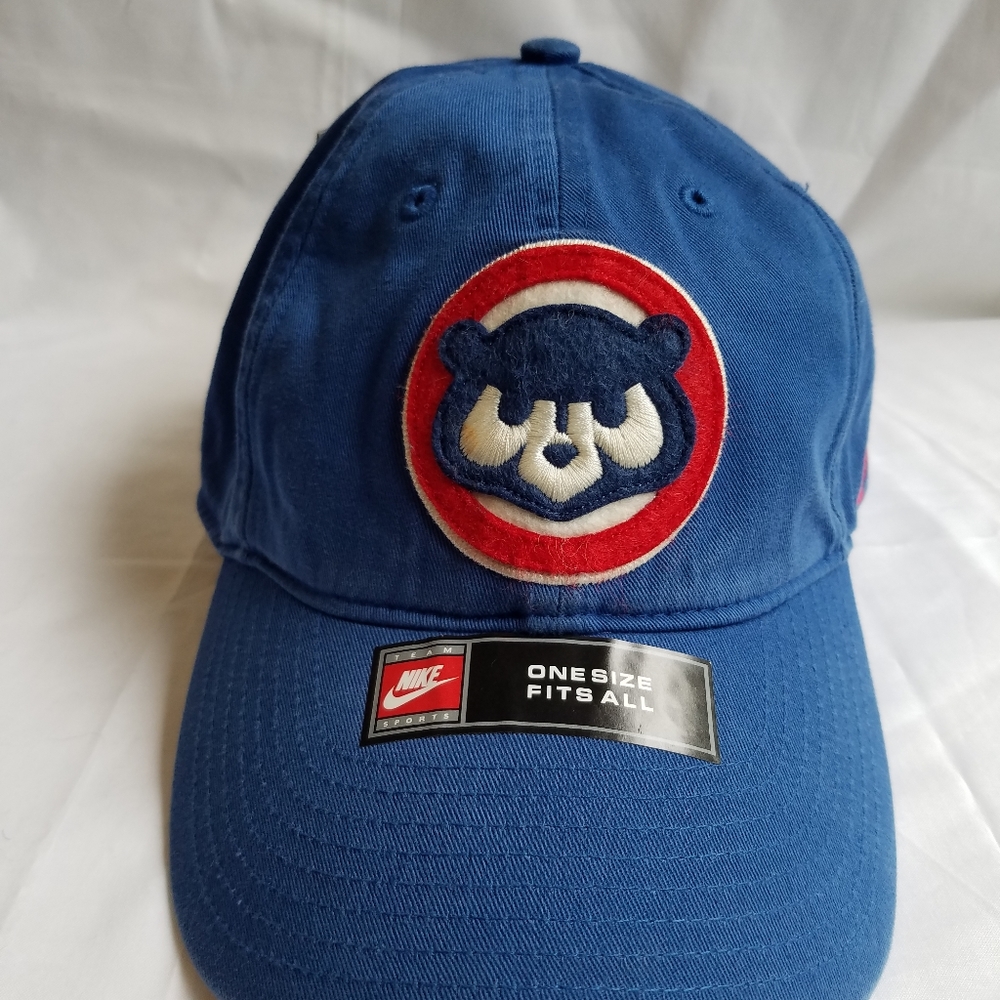 NWT- MLB Chicago Cubs Nike Cooperstown hat